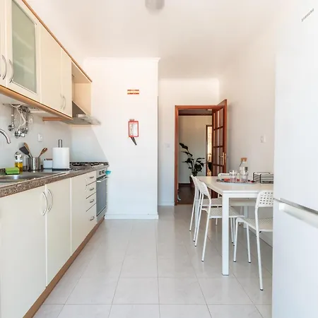 شقة Ericeira Beach Apartment إيريسييرا