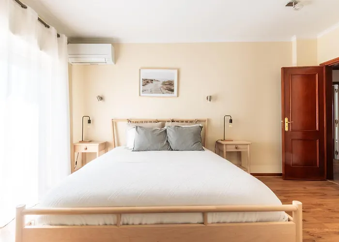 Ericeira Beach Apartment شقة