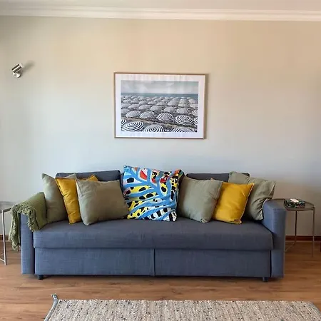 Ericeira Beach Apartment דירה אריסרייה