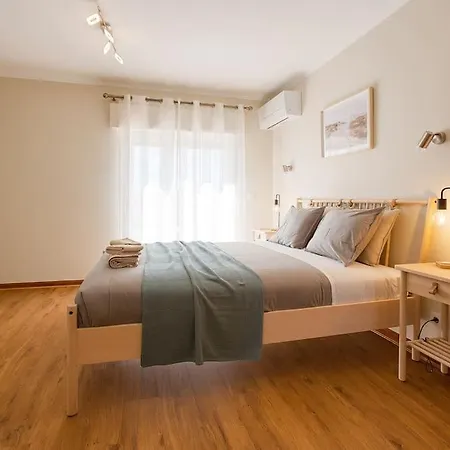 Ericeira Beach Apartment * Эрисейра