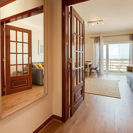 Ericeira Beach Apartment אריסרייה