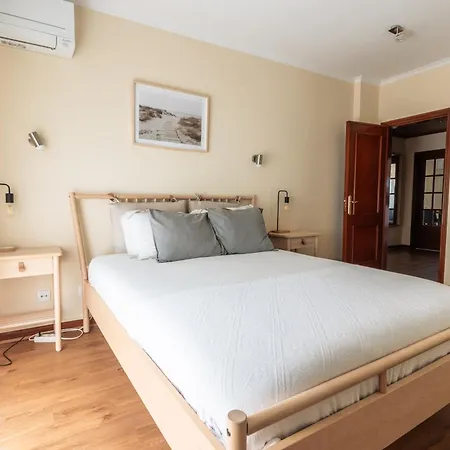 Апартаменты Ericeira Beach Apartment