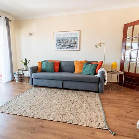 דירה Ericeira Beach Apartment אריסרייה