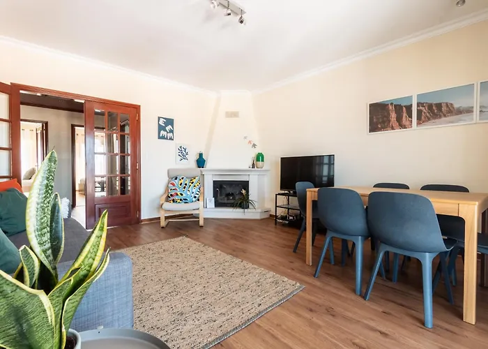 Ericeira Beach Apartment 아파트 에리세이라